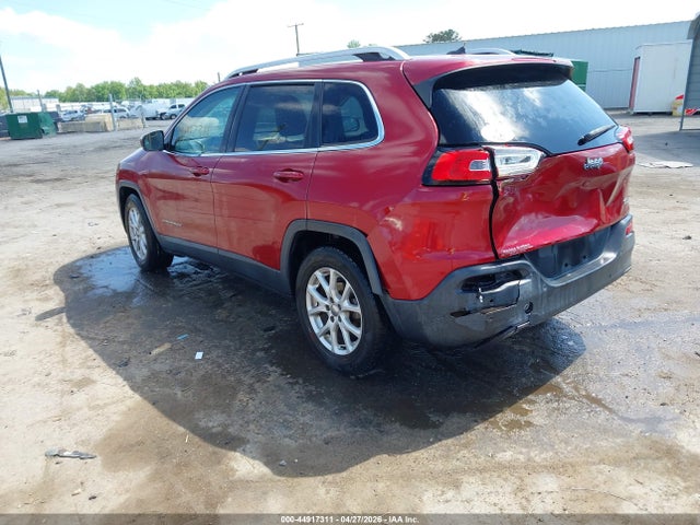 1C4PJLCB5FW621010 Jeep Cherokee Latitude
