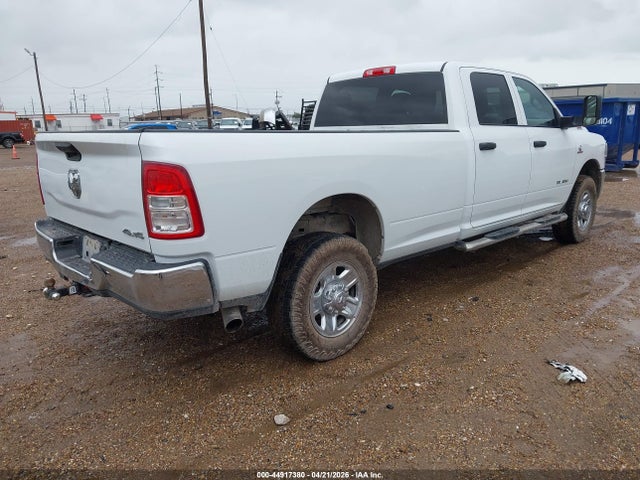 44917380 :رقم المزاد ، 3C6UR5HLXNG322805 vin ، 2022 Ram 2500 Tradesman  4x4 8' Box مزاد بيع