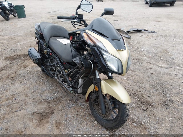 44917452 :رقم المزاد ، MLHNF0418E5000200 vin ، 2014 Honda Nss300 A مزاد بيع