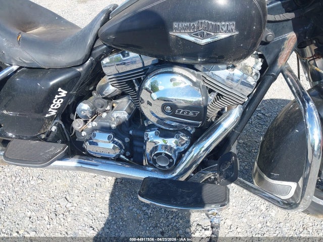 Harley-Davidson Flhr Road King 2016 1HD1FBM13GB682869 Image 8