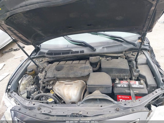 44917591 :رقم المزاد ، 4T4BF3EK6BR194226 vin ، 2011 Toyota Camry Le مزاد بيع