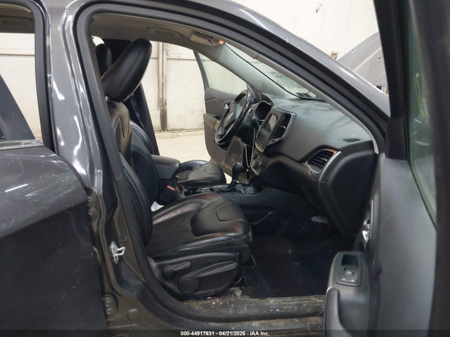 Продаж на аукціоні авто 2019 Jeep Cherokee Latitude Plus 4x4, vin: 1C4PJMLX3KD417801, номер лоту: 44917631