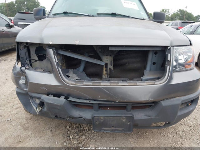 2004 Ford Expedition Xlt მანქანა იყიდება აუქციონზე, vin: 1FMRU15W44LB26344, აუქციონის ნომერი: 44917641