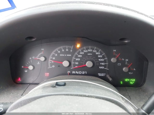 2004 Ford Expedition Xlt მანქანა იყიდება აუქციონზე, vin: 1FMRU15W44LB26344, აუქციონის ნომერი: 44917641