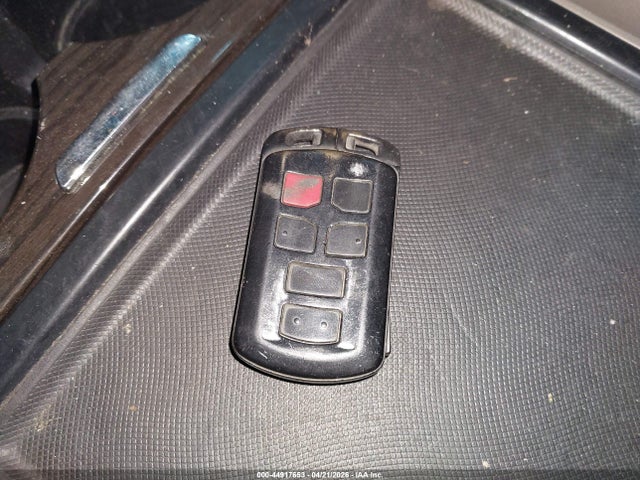 44917653 :رقم المزاد ، 5TDYK3DC3GS743908 vin ، 2016 Toyota Sienna Xle 8 Passenger مزاد بيع
