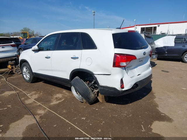 2015 Kia Sorento Lx მანქანა იყიდება აუქციონზე, vin: 5XYKT3A69FG629117, აუქციონის ნომერი: 44917703