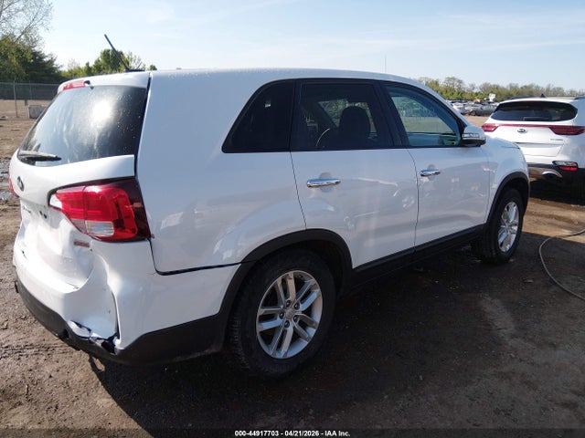 2015 Kia Sorento Lx მანქანა იყიდება აუქციონზე, vin: 5XYKT3A69FG629117, აუქციონის ნომერი: 44917703