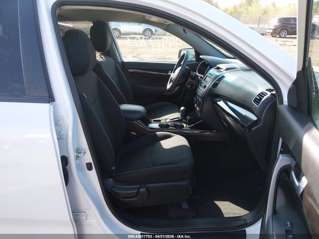2015 Kia Sorento Lx მანქანა იყიდება აუქციონზე, vin: 5XYKT3A69FG629117, აუქციონის ნომერი: 44917703