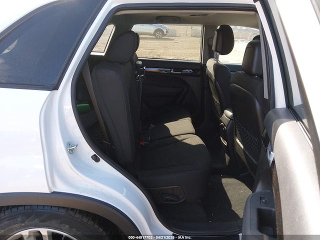 2015 Kia Sorento Lx მანქანა იყიდება აუქციონზე, vin: 5XYKT3A69FG629117, აუქციონის ნომერი: 44917703