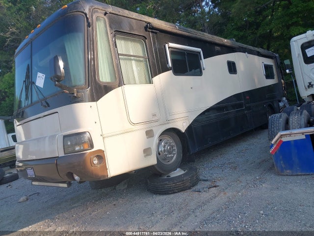 44917761 :رقم المزاد ، 4VZBN239XYC036268 vin ، 2000 Spartan Motors Motorhome 4vz مزاد بيع