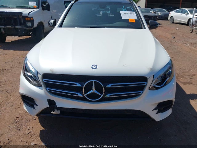 2017 Mercedes-benz Glc 300 მანქანა იყიდება აუქციონზე, vin: WDC0G4JB1HF134392, აუქციონის ნომერი: 44917763