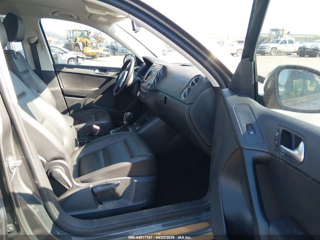 Продаж на аукціоні авто 2016 Volkswagen Tiguan S, vin: WVGBV7AX9GW003108, номер лоту: 44917767