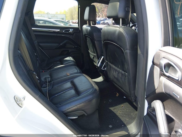 Продаж на аукціоні авто 2016 Porsche Cayenne, vin: WP1AA2A28GKA12813, номер лоту: 44917780
