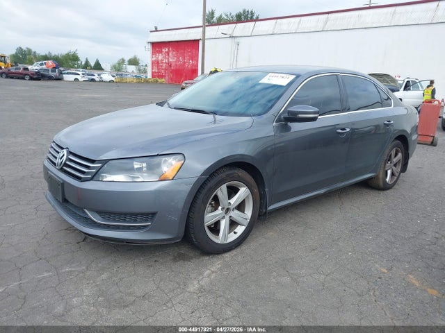 44917821 :رقم المزاد ، 1VWBT7A38FC028988 vin ، 2015 Volkswagen Passat 1.8t Se مزاد بيع