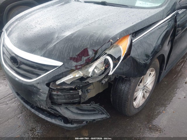 2014 Hyundai Sonata Gls მანქანა იყიდება აუქციონზე, vin: 5NPEB4AC0EH891806, აუქციონის ნომერი: 44917901