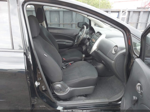 2015 Nissan Versa Note S Plus მანქანა იყიდება აუქციონზე, vin: 3N1CE2CP6FL360858, აუქციონის ნომერი: 44917935