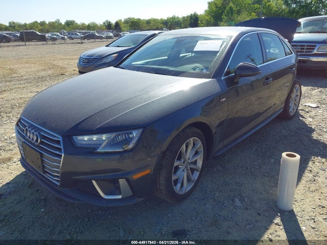 Продажа на аукционе авто 2019 Audi A4 45 Premium, vin: WAUDNAF44KN019026, номер лота: 44917943