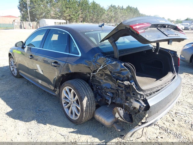 Продажа на аукционе авто 2019 Audi A4 45 Premium, vin: WAUDNAF44KN019026, номер лота: 44917943