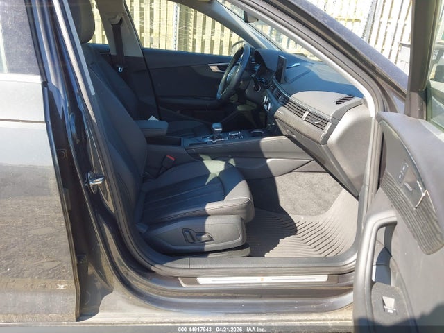Продажа на аукционе авто 2019 Audi A4 45 Premium, vin: WAUDNAF44KN019026, номер лота: 44917943