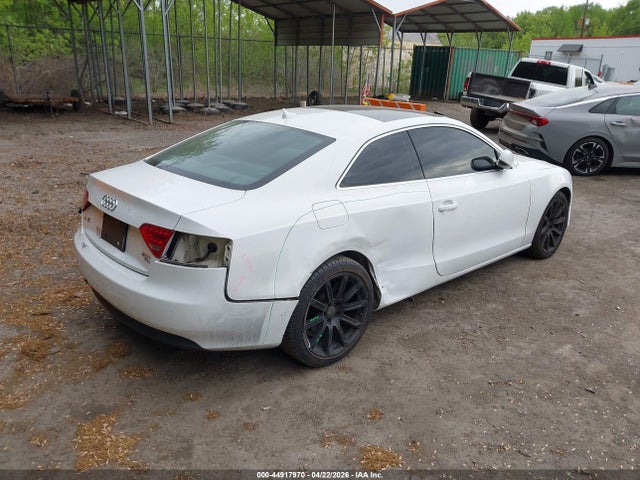 44917970 :رقم المزاد ، WAULFAFR6BA030492 vin ، 2011 Audi A5 2.0t Premium مزاد بيع