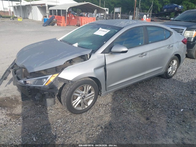 Продажа на аукционе авто 2020 Hyundai Elantra Sel, vin: 5NPD84LF1LH583137, номер лота: 44918016