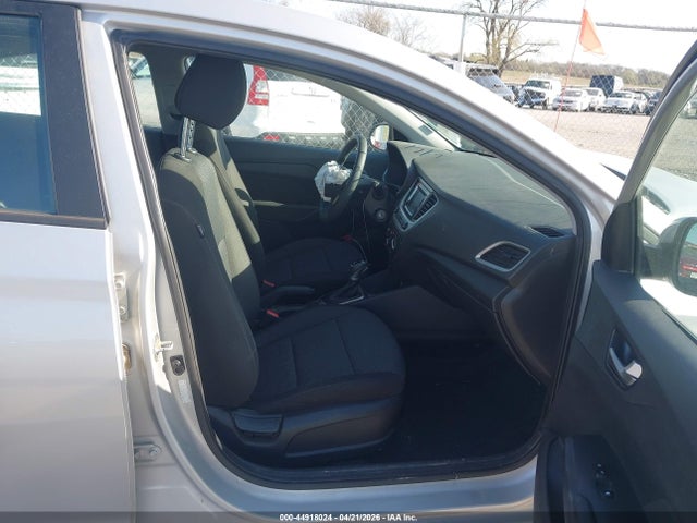 Продаж на аукціоні авто 2022 Hyundai Accent Se, vin: 3KPC24A6XNE162119, номер лоту: 44918024