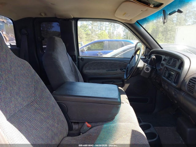44918042 :رقم المزاد ، 3B7HC13Z21G245583 vin ، 2001 Dodge Ram 1500 St مزاد بيع