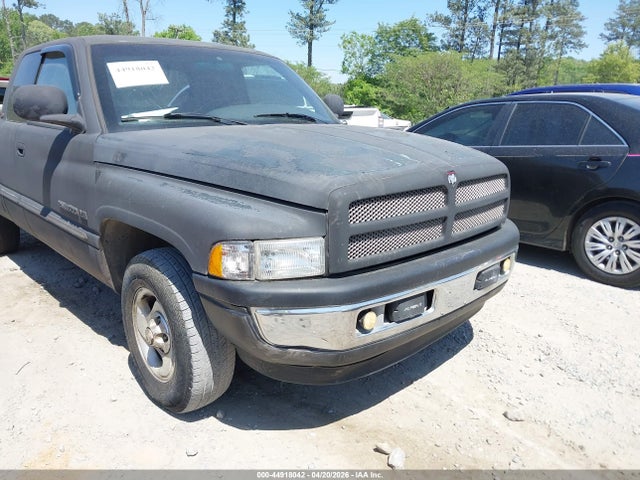 44918042 :رقم المزاد ، 3B7HC13Z21G245583 vin ، 2001 Dodge Ram 1500 St مزاد بيع