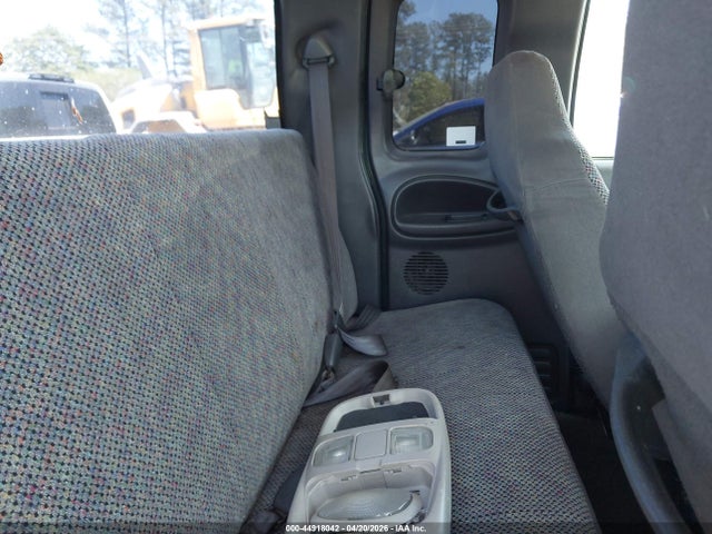 44918042 :رقم المزاد ، 3B7HC13Z21G245583 vin ، 2001 Dodge Ram 1500 St مزاد بيع