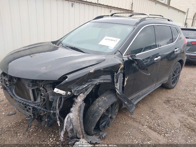 5N1AT2MT5HC864074 Nissan ROGUE SV