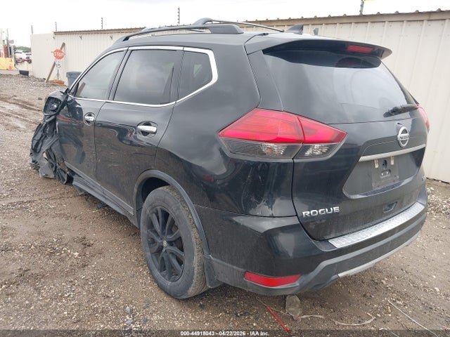 5N1AT2MT5HC864074 Nissan ROGUE SV