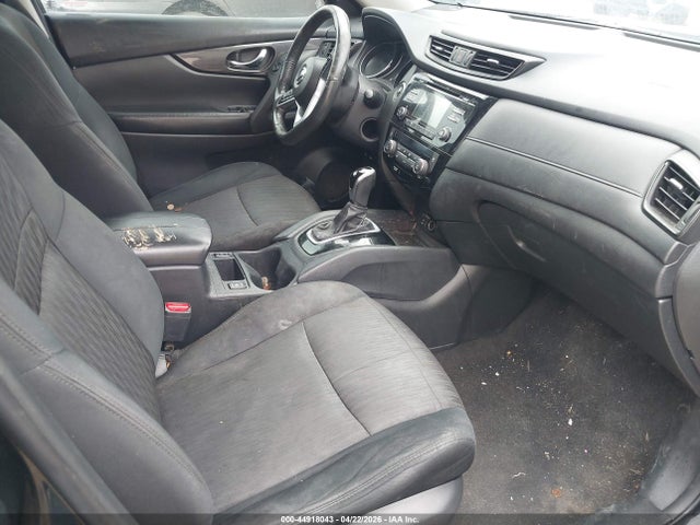 5N1AT2MT5HC864074 Nissan ROGUE SV
