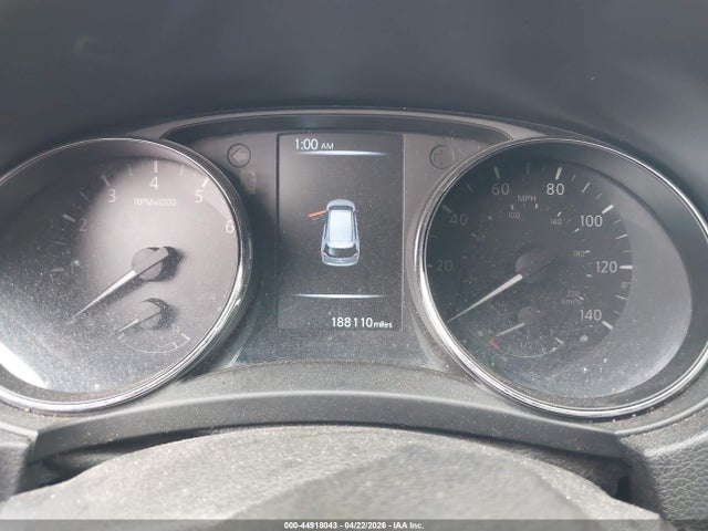 5N1AT2MT5HC864074 Nissan ROGUE SV
