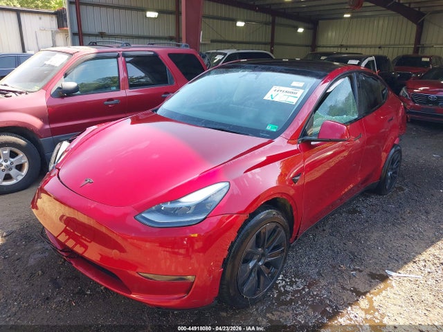 Продажа на аукционе авто 2024 Tesla Model Y Long Range Dual Motor All-wheel Drive, vin: 7SAYGDEE2RF158142, номер лота: 44918080