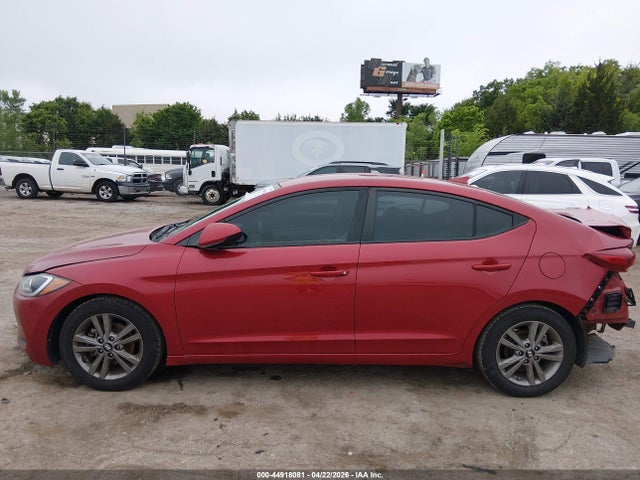44918081 :رقم المزاد ، 5NPD84LF0JH400601 vin ، 2018 Hyundai Elantra Sel مزاد بيع