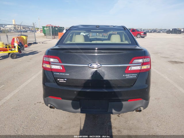 44918086 :رقم المزاد ، 1FAHP2F85FG153387 vin ، 2015 Ford Taurus Limited مزاد بيع