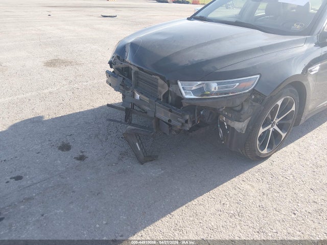 44918086 :رقم المزاد ، 1FAHP2F85FG153387 vin ، 2015 Ford Taurus Limited مزاد بيع