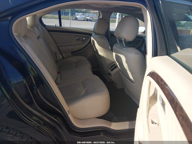 44918086 :رقم المزاد ، 1FAHP2F85FG153387 vin ، 2015 Ford Taurus Limited مزاد بيع