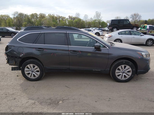 44918088 :رقم المزاد ، 4S4BSAFC3J3351460 vin ، 2018 Subaru Outback 2.5i Premium مزاد بيع