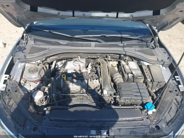 44918102 :رقم المزاد ، 3VWC57BU3LM104424 vin ، 2020 Volkswagen Jetta 1.4t R-line/1.4t S/1.4t Se مزاد بيع