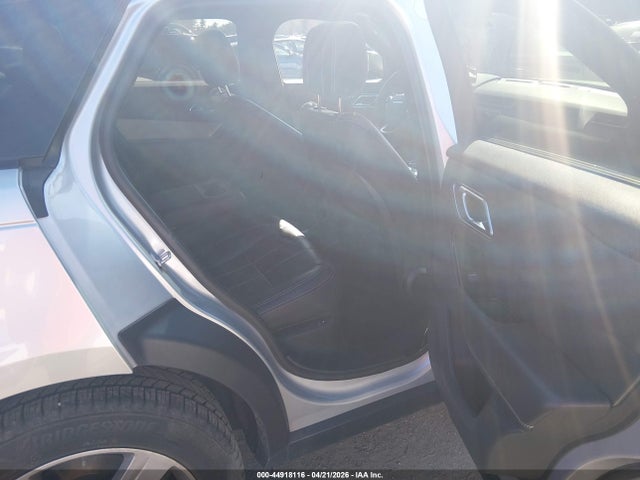 SALYB2EXXKA797104 Land Rover Range Rover Velar P250 S