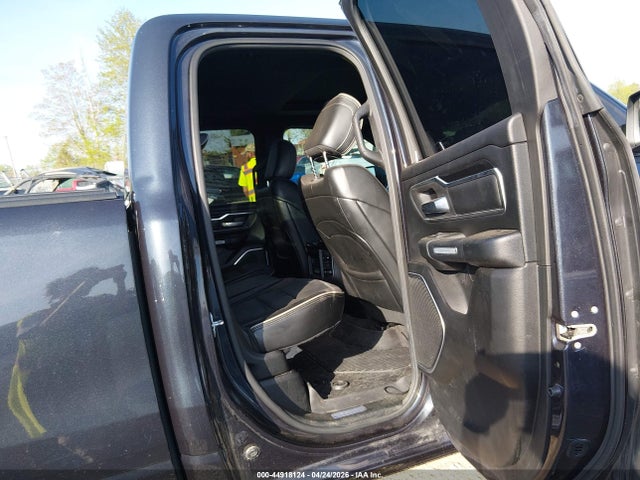 Продажа на аукционе авто 2020 Ram 1500 Laramie  4x4 6'4 Box, vin: 1C6SRFDTXLN123714, номер лота: 44918124