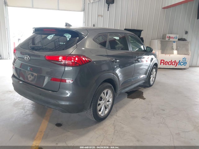 KM8J23A41MU288557 Hyundai TUCSON SE