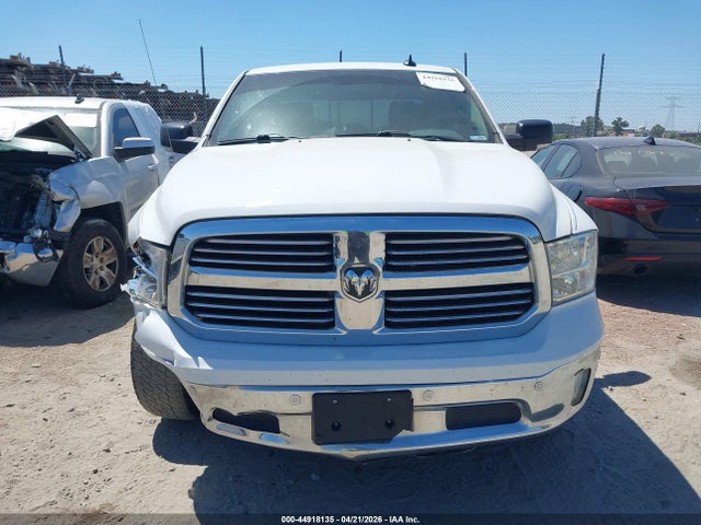 3C6RR7LT5HG777932 RAM 1500 Big Horn 4x4 5&#039;7 Box