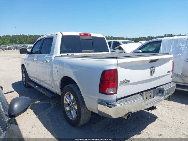 3C6RR7LT5HG777932 RAM 1500 Big Horn 4x4 5&#039;7 Box