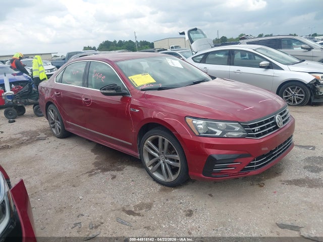 Продажа на аукционе авто 2017 Volkswagen Passat 1.8t R-line, vin: 1VWDT7A31HC052030, номер лота: 44918142