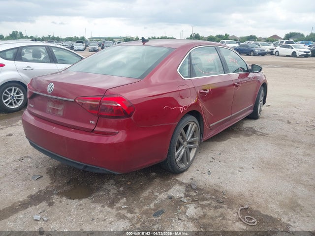 Продажа на аукционе авто 2017 Volkswagen Passat 1.8t R-line, vin: 1VWDT7A31HC052030, номер лота: 44918142