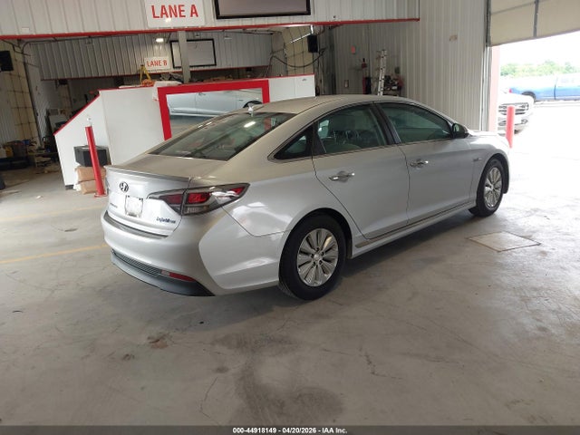 Hyundai Sonata Hybrid Se 2016 KMHE24L18GA040662 Image 4