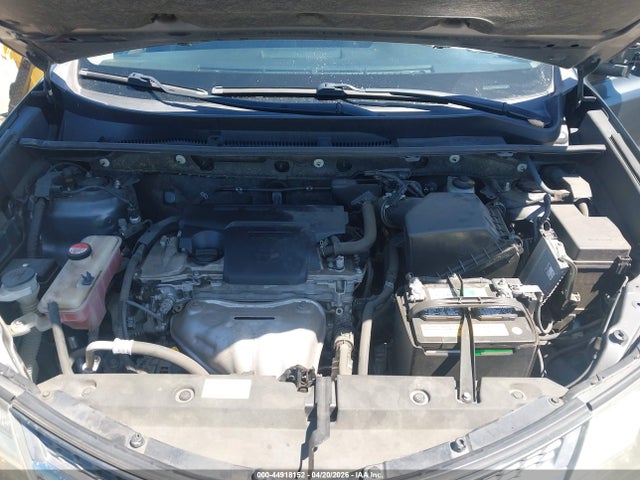 Toyota RAV4 LE 2015 JTMZFREVXFD078947 Image 10