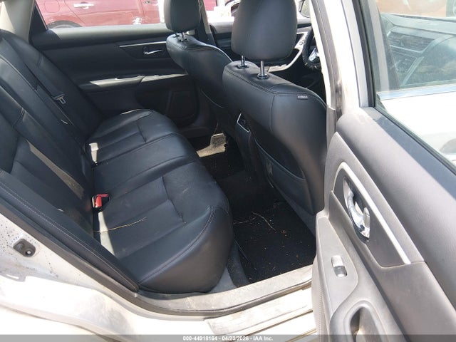 Продажа на аукционе авто 2017 Nissan Altima 2.5 Sl, vin: 1N4AL3AP3HC175030, номер лота: 44918164